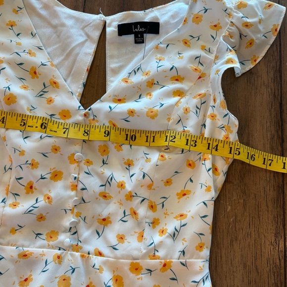 NWT Lulus Strike a Posie White Floral Print Backless Skater Dress, Small - Picture 11 of 12